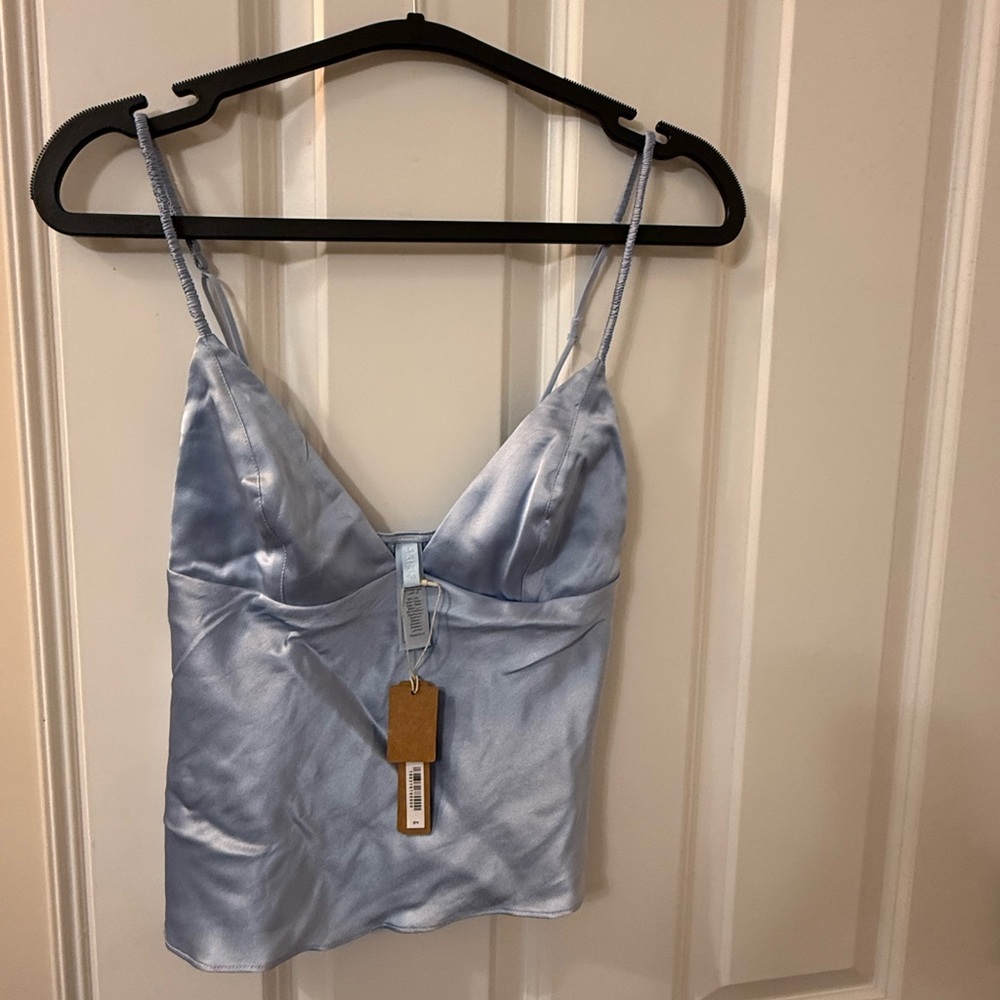 NWT SKIMS Silk Cami in Glacier - Picture 2 of 5